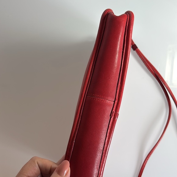 Coach | Vintage Red NYC Glue-In Registration Basic Bag Zippered Clutch #9455 ⚓️s - Picture 9 of 12